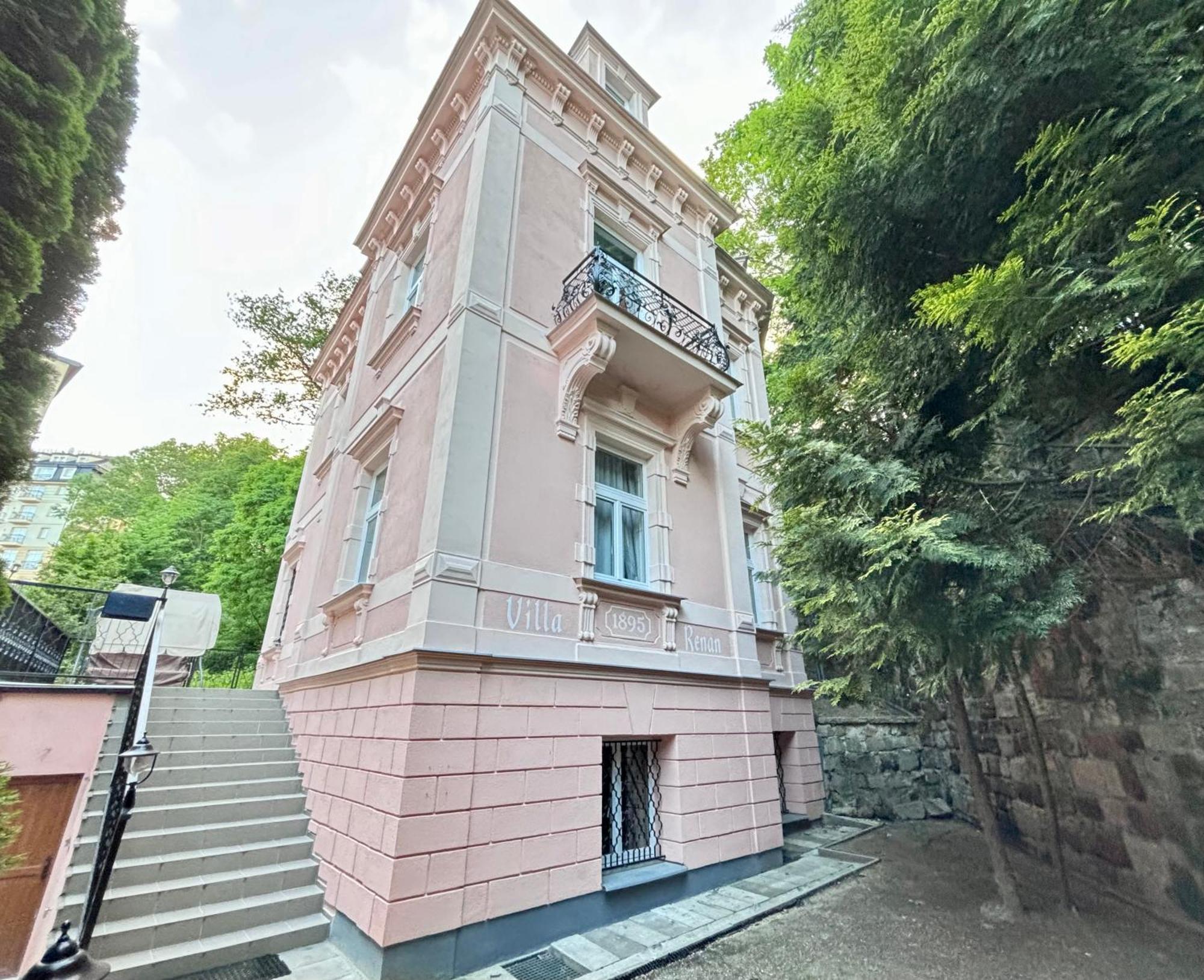 Poet'S Theme Room, Free Parking Karlovy Vary Kültér fotó